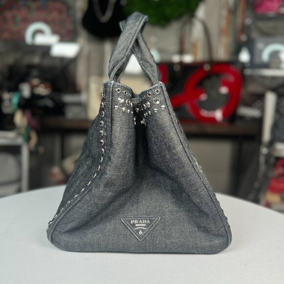 SOLD ** SOLD ** SOLD Prada Bijoux Canapa - Picture 4 of 7